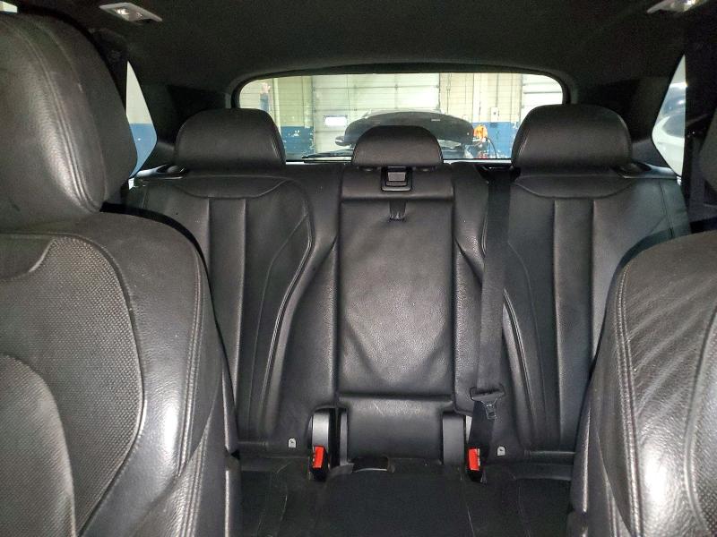 Photo 10 from auction – 2015 BMW X5 XDRIVE5 with VIN 5UXKR6C54F0J76775