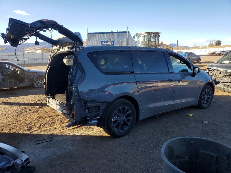 Photo 3 from auction – 2024 CHRYSLER PACIFICA with VIN 2C4RC1S74RR201434