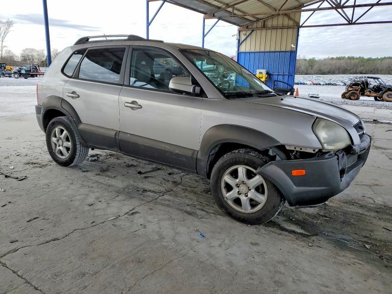 Photo 4 from auction – 2005 HYUNDAI TUCSON GLS with VIN KM8JN12DX5U092418