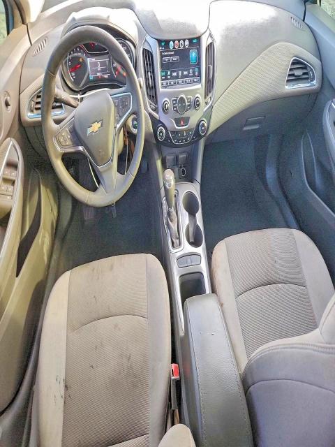 Photo 8 from auction – 2017 CHEVROLET CRUZE LT with VIN 3G1BE6SM0HS550437