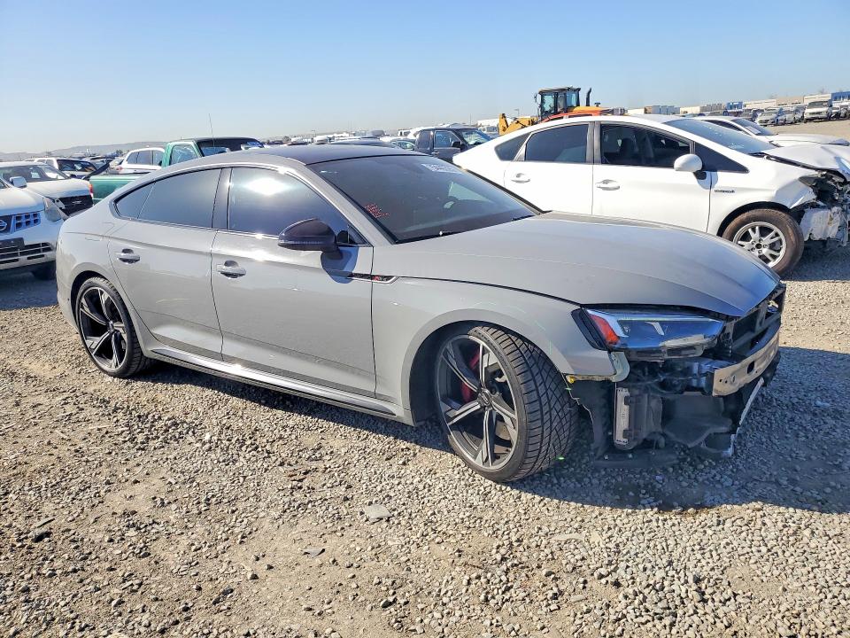 Photo 4 from auction – 2019 AUDI RS5 with VIN WUABWCF5XKA903154