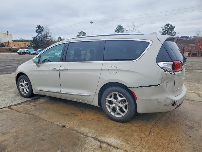 Photo 2 from auction – 2017 CHRYSLER PACIFICA with VIN 2C4RC1EG2HR752827