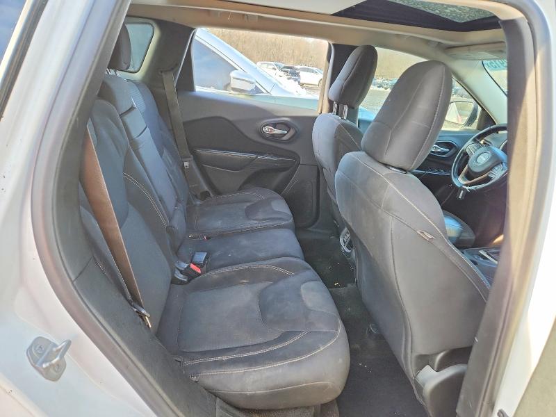 Photo 11 from auction – 2015 JEEP CHEROKEE with VIN 1C4PJMCB0FW636083