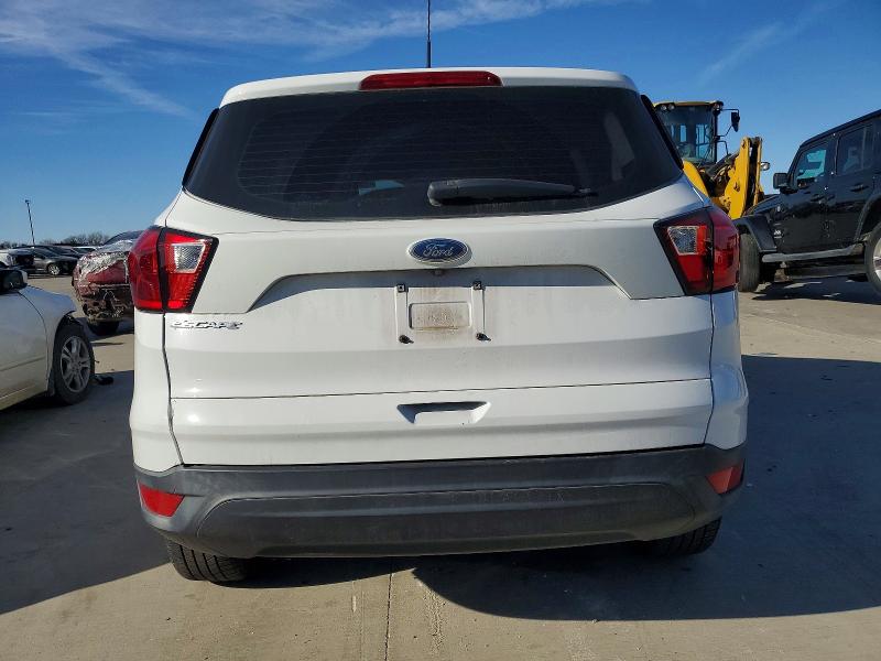 Photo 6 from auction – 2019 FORD ESCAPE with VIN 1FMCU0F7XKUC51976