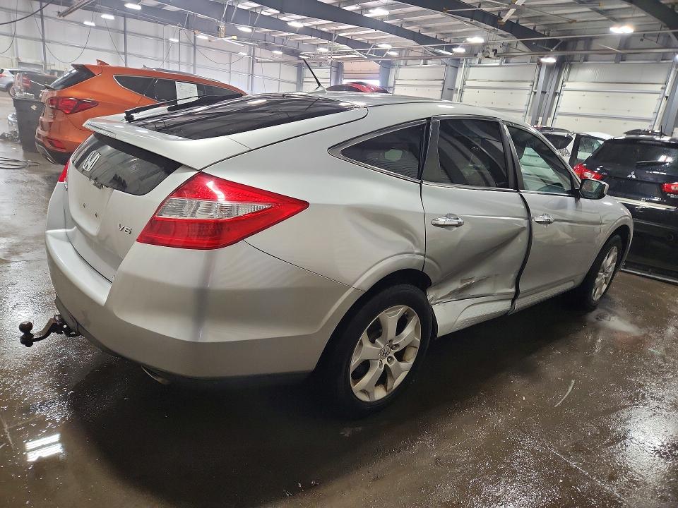 Photo 3 from auction – 2012 HONDA CROSSTOUR with VIN 5J6TF2H57CL010318