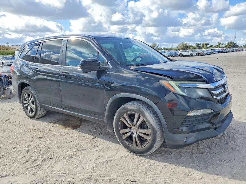 Photo 4 from auction – 2018 HONDA PILOT EX with VIN 5FNYF5H32JB017849