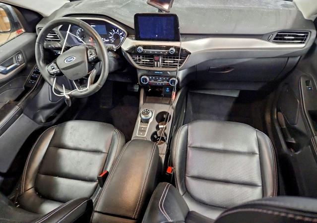 Photo 8 from auction – 2022 FORD ESCAPE SEL with VIN 1FMCU9H90NUB23981