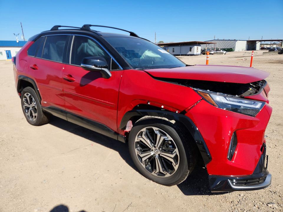 Photo 4 from auction – 2025 TOYOTA RAV4 with VIN JTMEB3FV7SD274683
