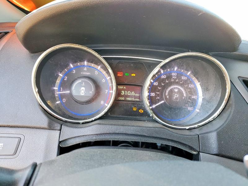 Photo 9 from auction – 2011 HYUNDAI SONATA SE with VIN 5NPEC4AC4BH254152