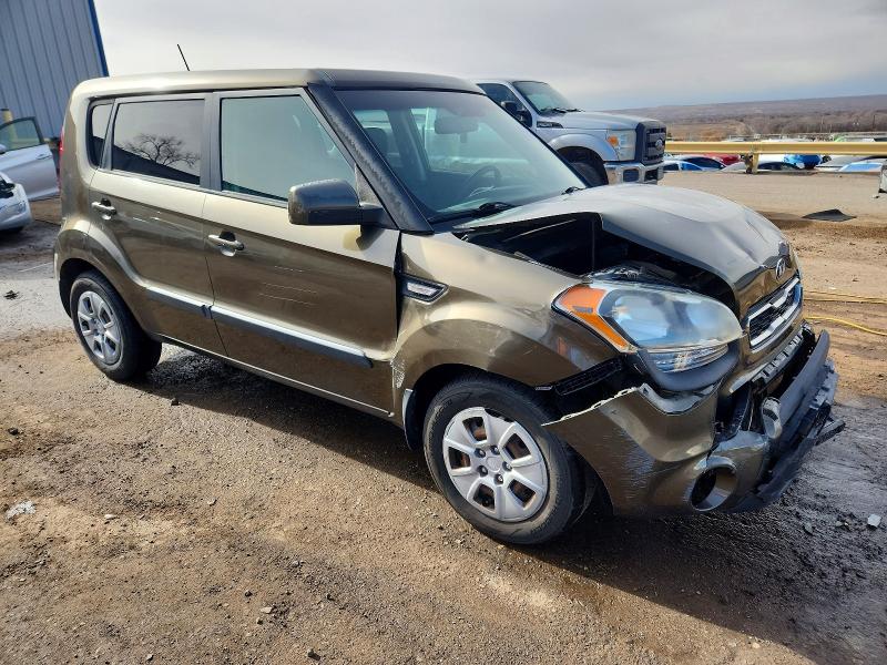 Photo 4 from auction – 2013 KIA SOUL with VIN KNDJT2A55D7527885