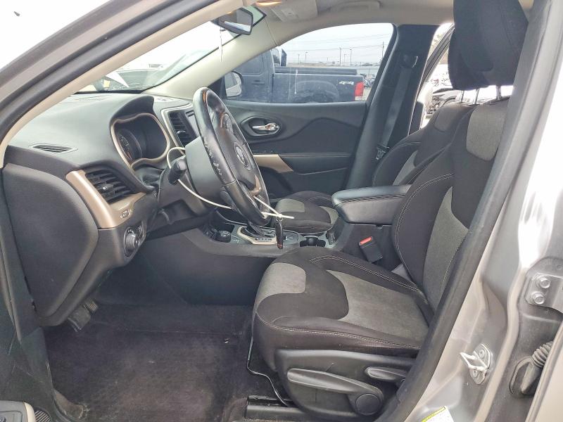 Photo 7 from auction – 2018 JEEP CHEROKEE with VIN 1C4PJMCB1JD560412