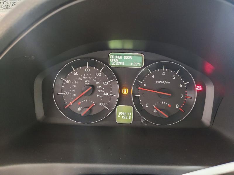 Photo 9 from auction – 2011 VOLVO C30 T5 with VIN YV1672MK6B2190465