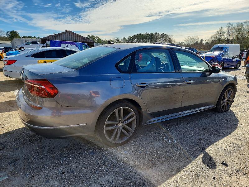 Photo 3 from auction – 2018 VOLKSWAGEN PASSAT S with VIN 1VWAA7A31JC032259