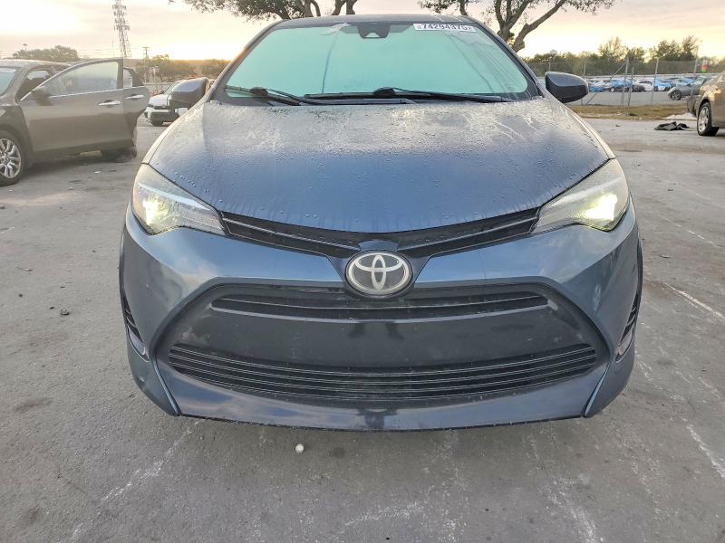 Photo 5 from auction – 2018 TOYOTA COROLLA with VIN 5YFBURHE1JP824307
