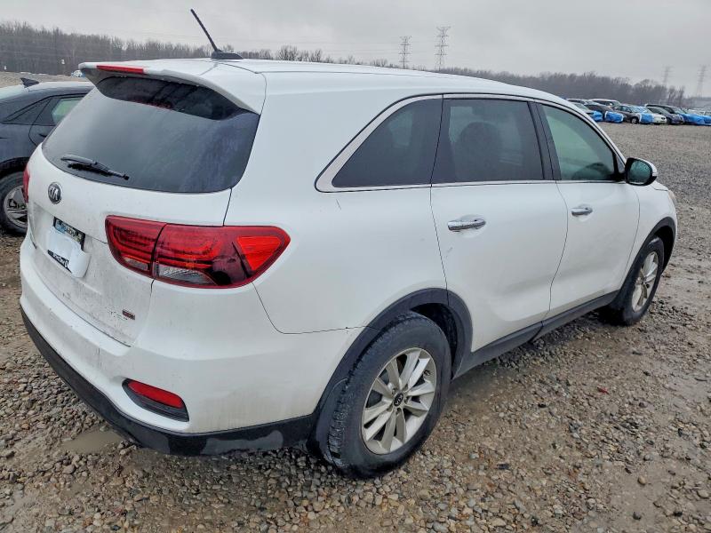 Photo 3 from auction – 2019 KIA SORENTO with VIN 5XYPG4A3XKG511142
