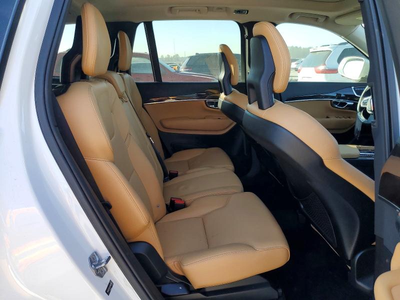 Photo 11 from auction – 2016 VOLVO XC90 T6 with VIN YV4A22PK2G1086298