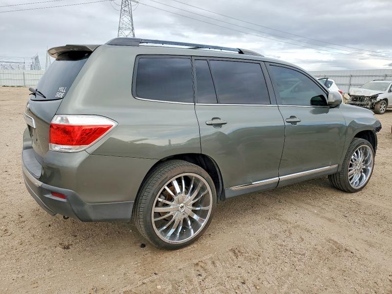 Photo 3 from auction – 2012 TOYOTA HIGHLANDER with VIN 5TDZK3EH9CS065920