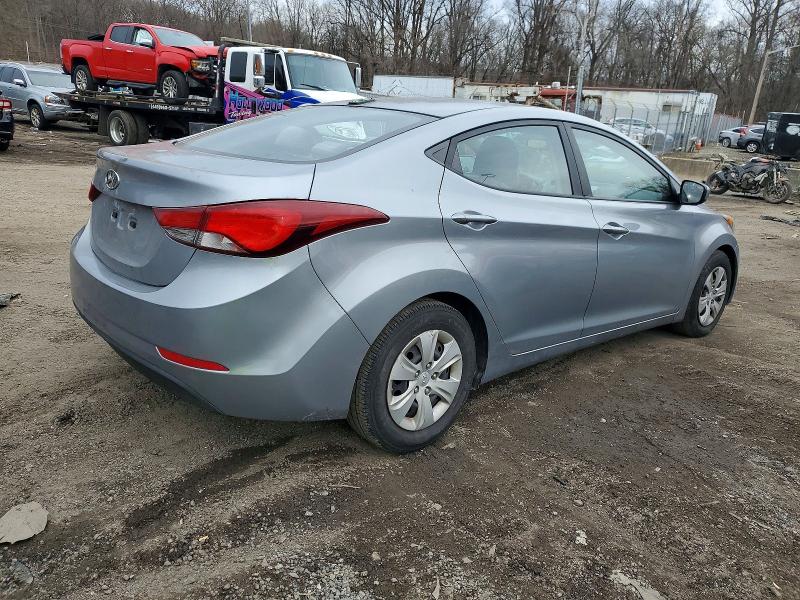 Photo 3 from auction – 2016 HYUNDAI ELANTRA with VIN 5NPDH4AE9GH672972