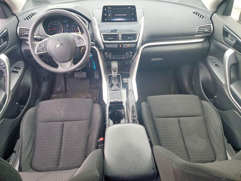 Photo 8 from auction – 2018 MITSUBISHI ECLIPSE CR with VIN JA4AT4AA7JZ044157