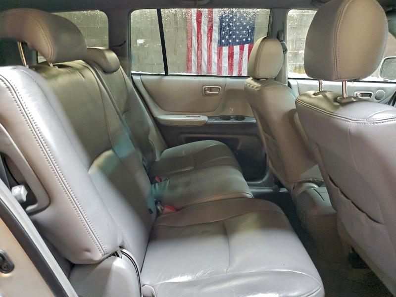 Photo 11 from auction – 2005 TOYOTA HIGHLANDER with VIN JTEEP21A050123000