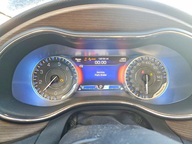 Photo 9 from auction – 2015 CHRYSLER 200 C with VIN 1C3CCCEG3FN718007