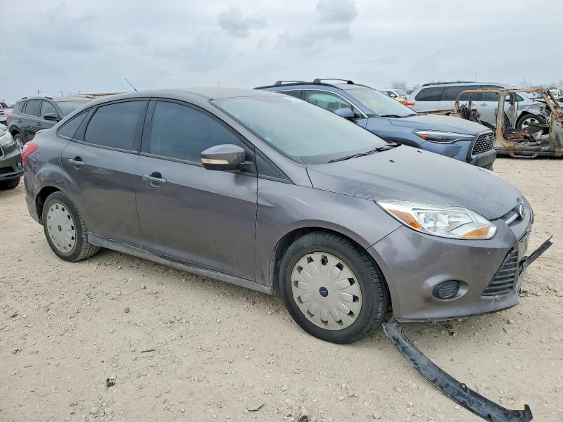 Photo 4 from auction – 2013 FORD FOCUS SE with VIN 1FADP3F24DL209873