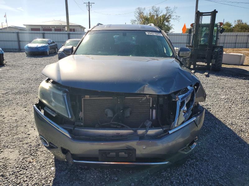 Photo 5 from auction – 2016 NISSAN PATHFINDER with VIN 5N1AR2MM2GC659897