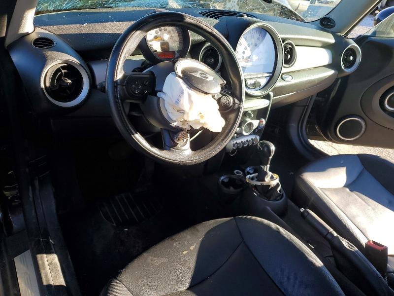 Photo 8 from auction – 2010 MINI COOPER CLU with VIN WMWML3C54ATX38849