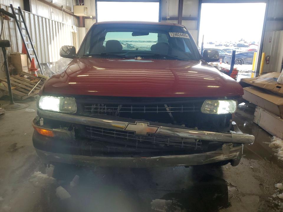 Photo 5 from auction – 2002 CHEVROLET SILVERADO with VIN 2GCEC19T321232406