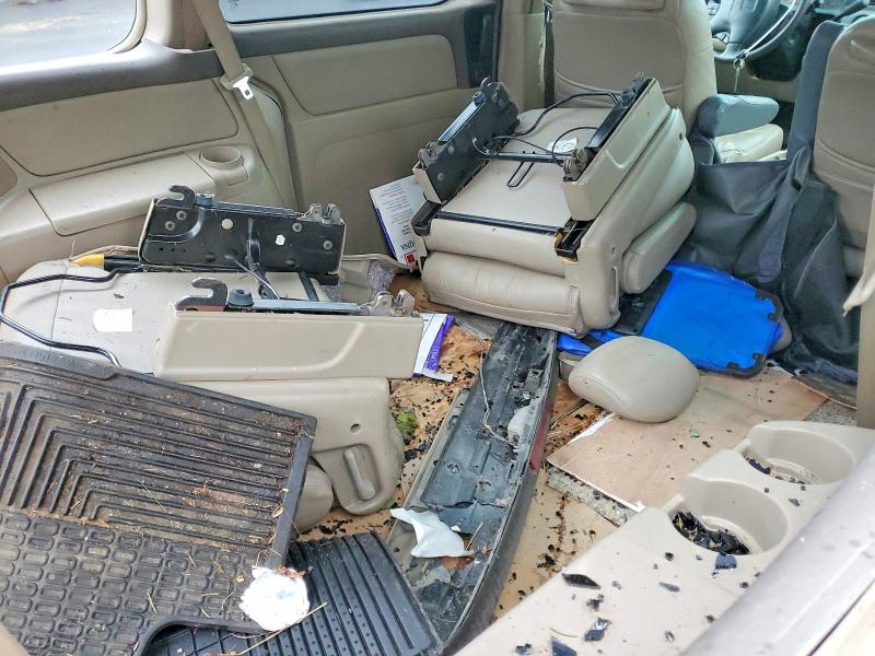 Photo 13 from auction – 2001 HONDA ODYSSEY EX with VIN 2HKRL18651H621865