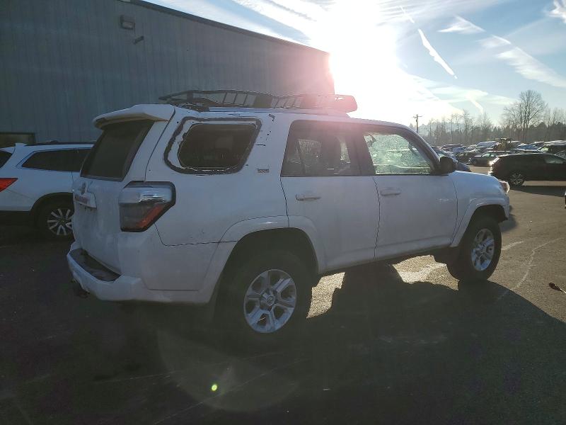 Photo 3 from auction – 2016 TOYOTA 4RUNNER SR with VIN JTEBU5JR5G5376337