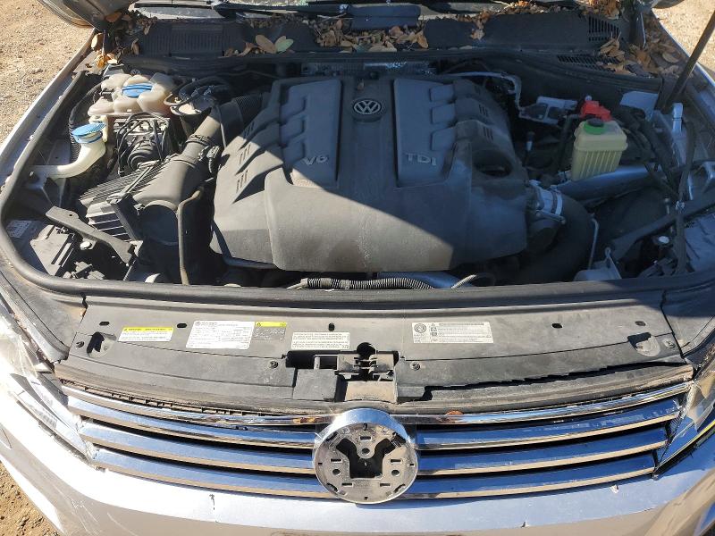 Photo 11 from auction – 2016 VOLKSWAGEN TOUAREG TD with VIN WVGEP9BP1GD005156