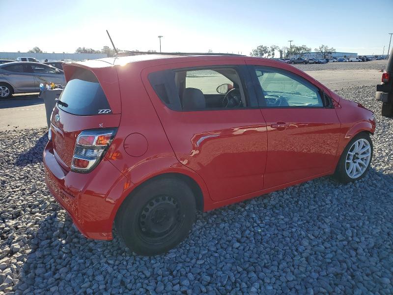 Photo 3 from auction – 2020 CHEVROLET SONIC with VIN 1G1JG6SB8L4128865