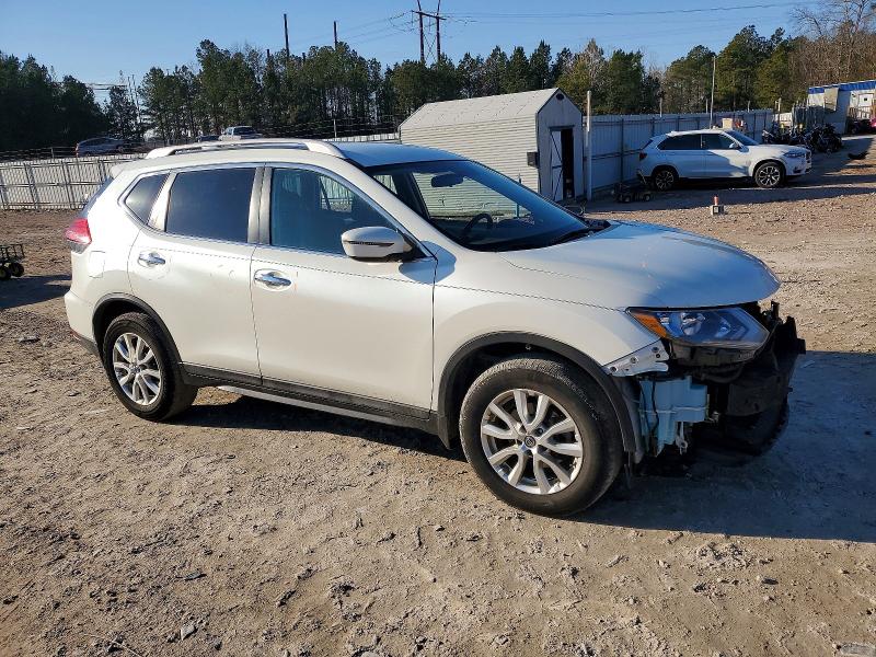 Photo 4 from auction – 2017 NISSAN ROGUE S with VIN 5N1AT2MT6HC872233