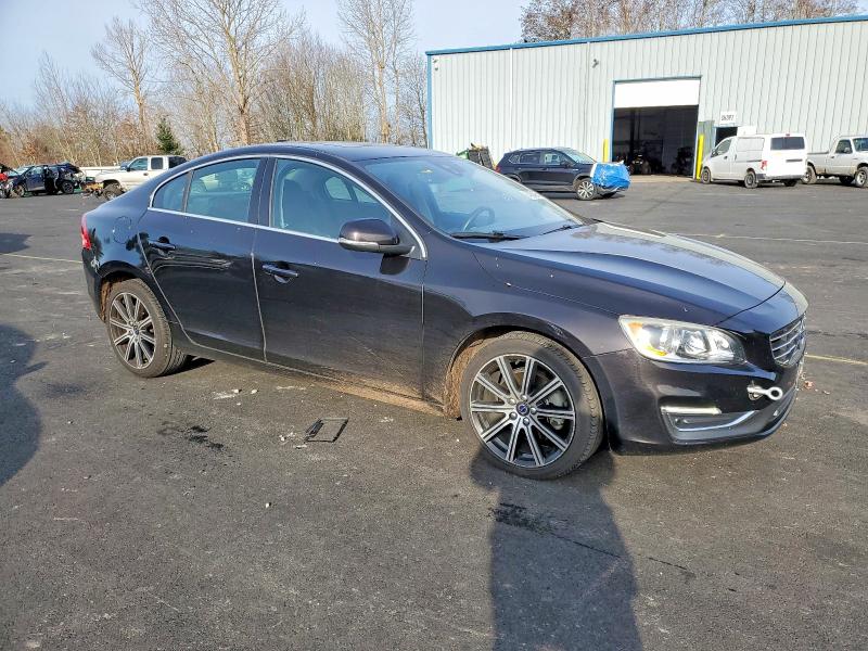 Photo 4 from auction – 2015 VOLVO S60 PREMIE with VIN YV126MFK6F1356540