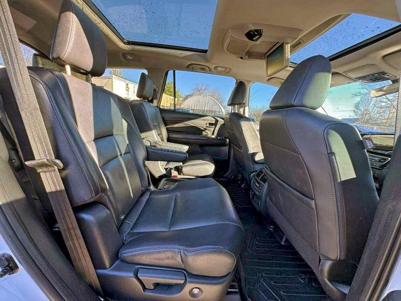 Photo 6 from auction – 2022 HONDA PILOT ELIT with VIN 5FNYF6H02NB053784