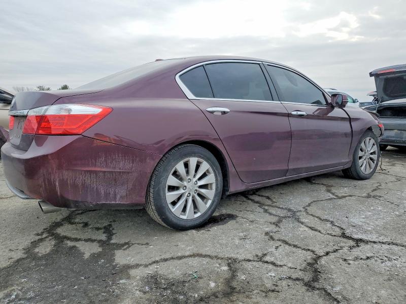 Photo 3 from auction – 2013 HONDA ACCORD with VIN 1HGCR2F87DA089997