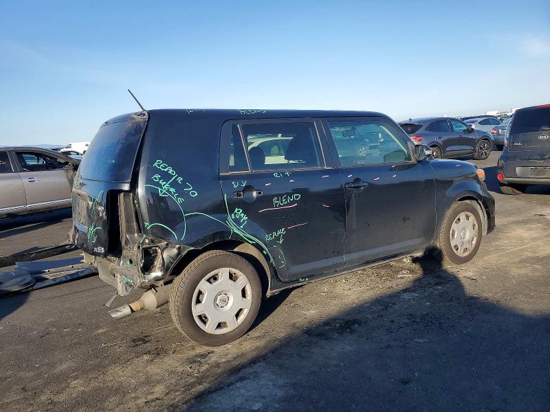 Photo 3 from auction – 2014 TOYOTA SCION XB with VIN JTLZE4FEXEJ063244