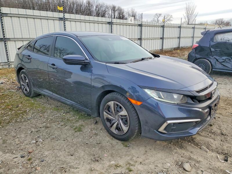 Photo 4 from auction – 2019 HONDA CIVIC LX with VIN 19XFC2F66KE019977