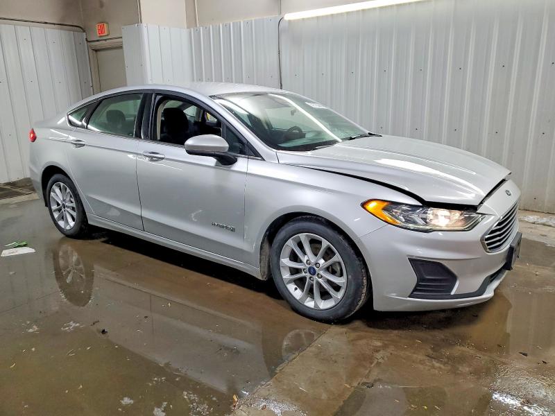صورة رقم 4 من المزاد - 2019 FORD FUSION SE مع VIN 3FA6P0LU2KR165058