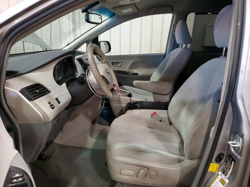 Photo 7 from auction – 2012 TOYOTA SIENNA LE with VIN 5TDKK3DC8CS235143