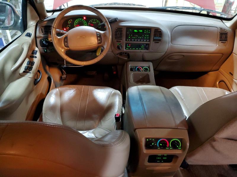 Photo 8 from auction – 2000 FORD EXPEDITION with VIN 1FMPU18L0YLC11180