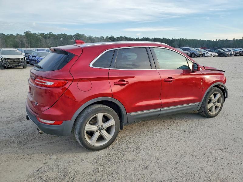 Photo 3 from auction – 2016 LINCOLN MKC with VIN 5LMCJ1C97GUJ27883