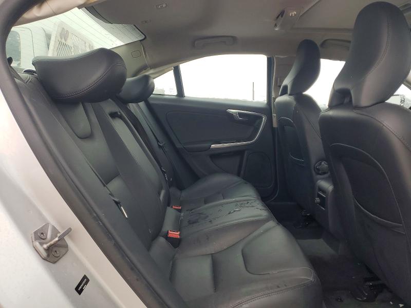 Photo 10 from auction – 2015 VOLVO S60 PREMIE with VIN YV1612TK3F2332523