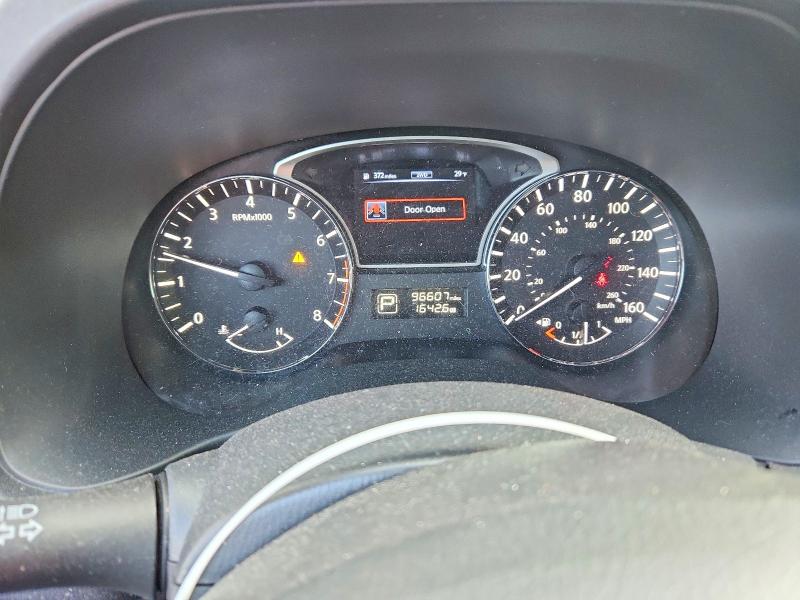 Photo 9 from auction – 2014 NISSAN PATHFINDER with VIN 5N1AR2MM2EC683582