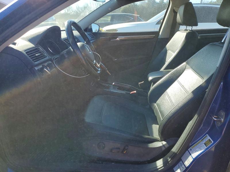 Photo 7 from auction – 2016 VOLKSWAGEN PASSAT SE with VIN 1VWBS7A32GC016971