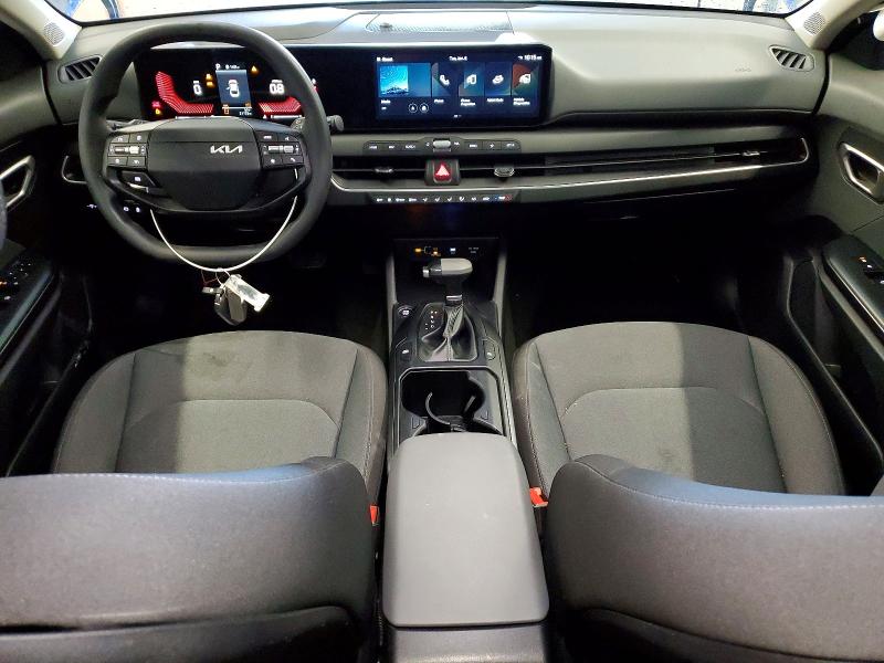 Photo 8 from auction – 2025 KIA K4 LX with VIN 3KPFT4DE3SE047807
