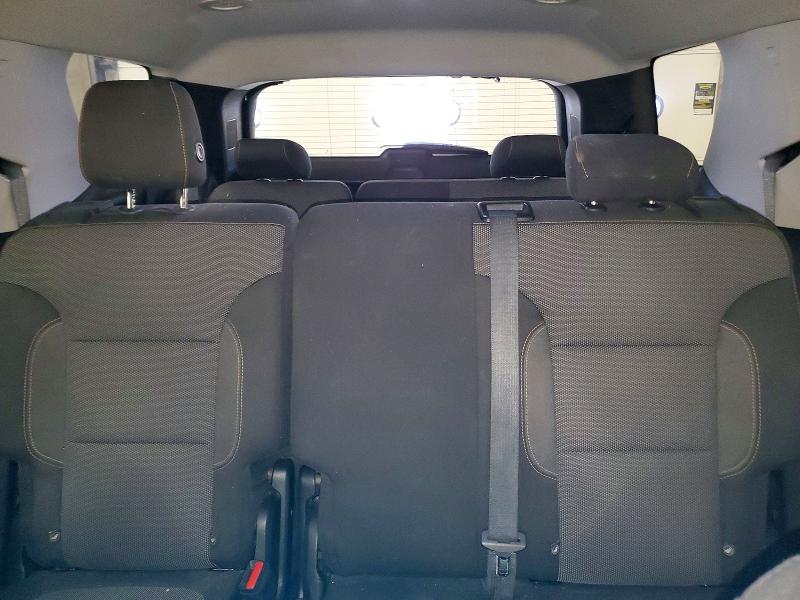 Photo 10 from auction – 2018 CHEVROLET TRAVERSE L with VIN 1GNERFKW9JJ256771