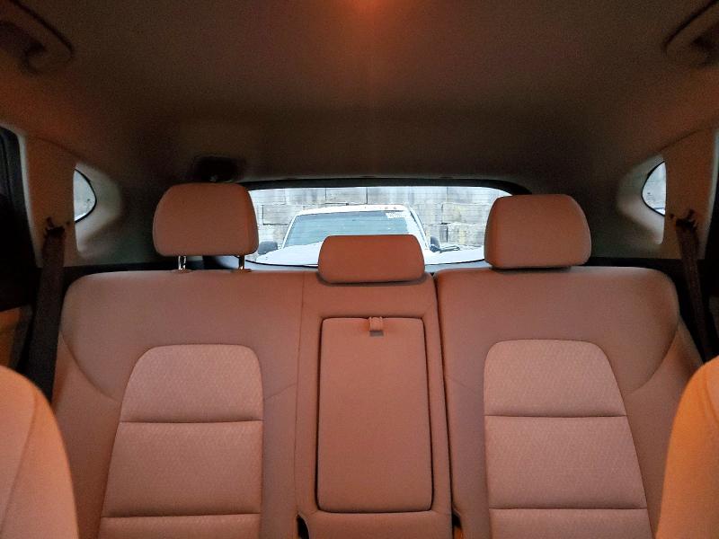 Photo 10 from auction – 2017 HYUNDAI TUCSON LIM with VIN KM8J3CA46HU350716
