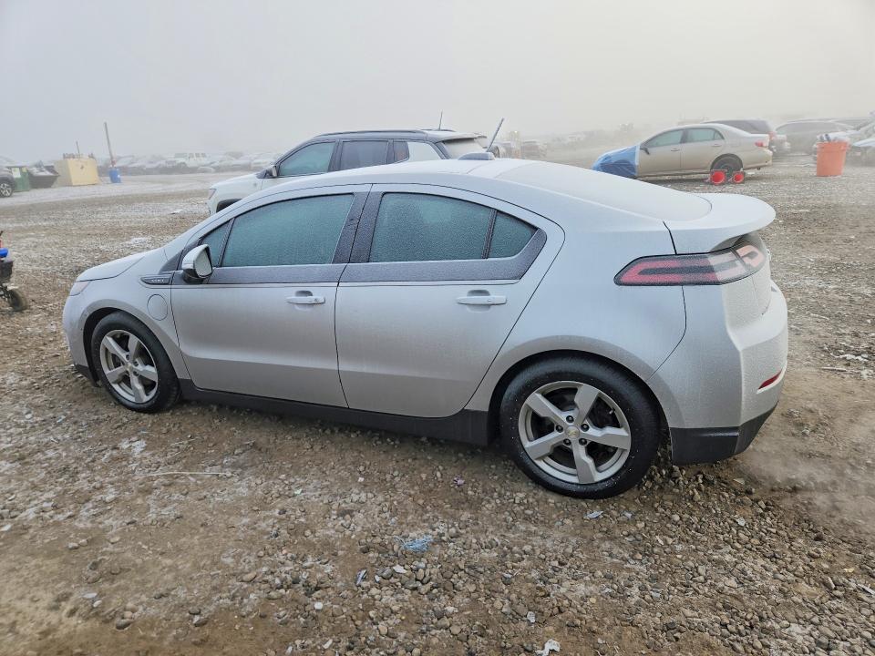 Photo 2 from auction – 2015 CHEV VOLT with VIN 1G1RA6E43FU125894